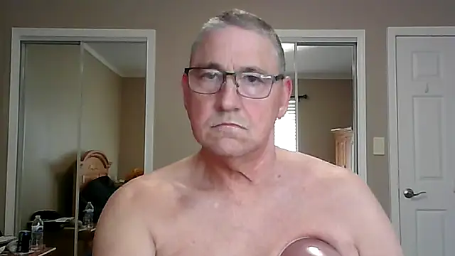 Snapshot of takeitall101 chatting on November 14, 2025, 1:48 pm takeitall101 online show from November 14, 2025, 1:48 pm