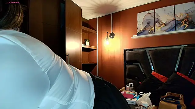DacotaAndersonDirty online show from May 6, 2026, 11:03 am