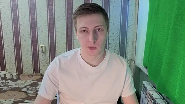 Snapshot of darienlarge chatting on February 25, 2026, 8:58 am darienlarge online show from February 25, 2026, 8:58 am