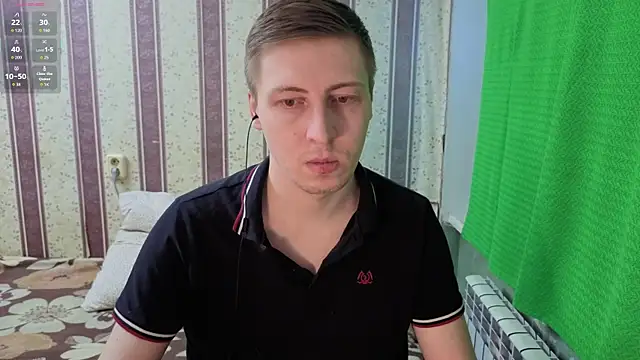 Snapshot of darienlarge chatting on February 19, 2026, 7:05 am darienlarge online show from February 19, 2026, 7:05 am