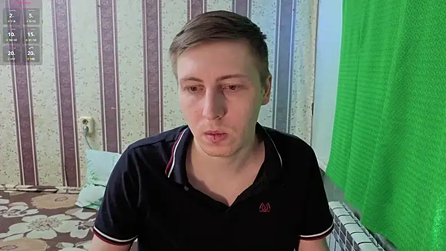 Snapshot of darienlarge chatting on February 18, 2026, 8:00 am darienlarge online show from February 18, 2026, 8:00 am