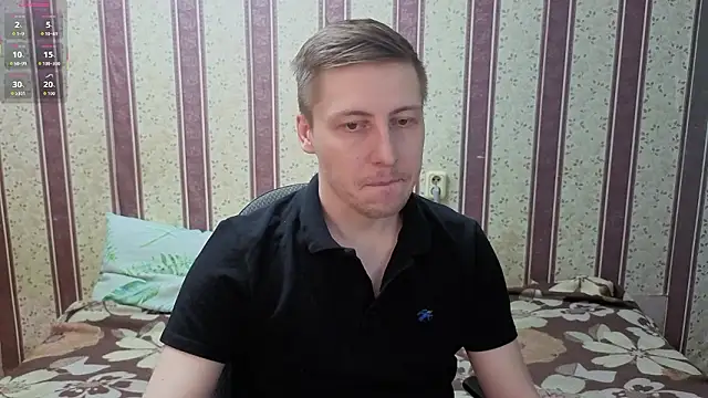 Snapshot of darienlarge chatting on February 11, 2026, 5:24 pm darienlarge online show from February 11, 2026, 5:24 pm