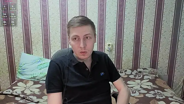 Snapshot of darienlarge chatting on February 12, 2026, 5:29 am darienlarge online show from February 12, 2026, 5:29 am