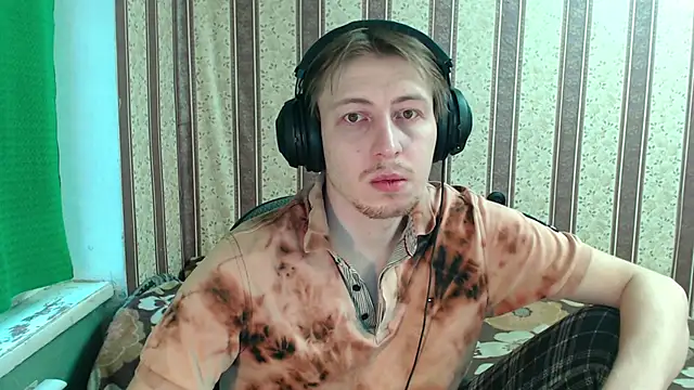 Snapshot of darienlarge chatting on November 27, 2025, 10:37 am darienlarge online show from November 27, 2025, 10:37 am