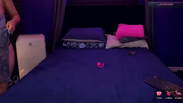 bull vixen2001 online show from January 8, 2026, 7:58 am