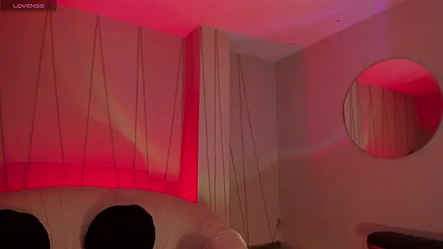 ErikaBenz  online show from October 24, 2025, 8:41 pm