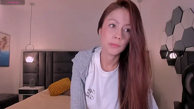 ErikaBenz  online show from July 8, 2026, 12:17 pm
