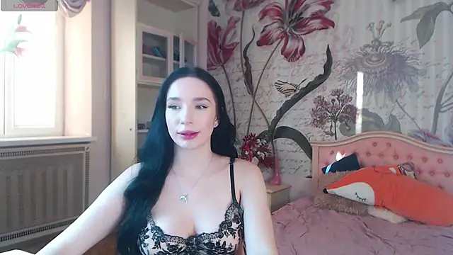 AliciaBow online show from February 24, 2025, 2:04 pm