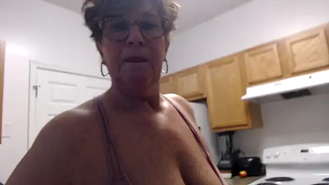 Snapshot of plusizebigbooty chatting on February 8, 2025, 10:29 pm plusizebigbooty online show from February 8, 2025, 10:29 pm