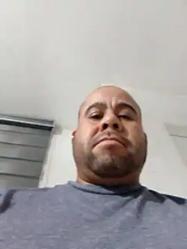 Snapshot of Tudulce07jop chatting on December 16, 2025, 9:02 am Tudulce07jop online show from December 16, 2025, 9:02 am