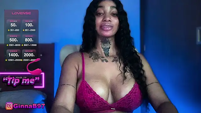 GinnaBolton online show from October 3, 2025, 2:26 am