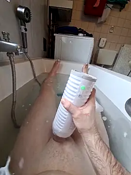 toeloverlive online show from March 2, 2026, 8:21 am