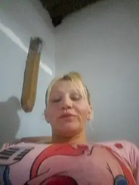 Nicolle Milf online show from February 1, 2026, 11:47 pm