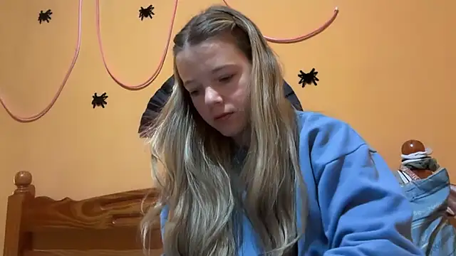 Snapshot of -veranito- chatting on October 31, 2025, 1:57 am -veranito- online show from October 31, 2025, 1:57 am