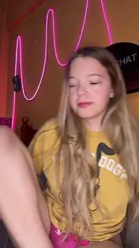 -veranito- online show from February 17, 2026, 3:04 am