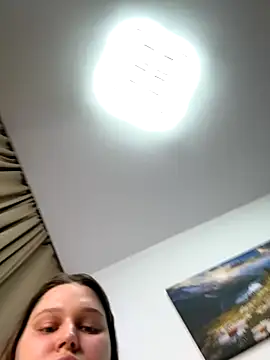 perfect sweety girl online show from October 15, 2025, 7:44 pm