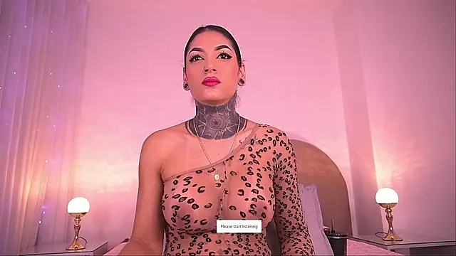 Snapshot of danna_berlin_ chatting on November 24, 2025, 7:14 pm danna berlin online show from November 24, 2025, 7:14 pm