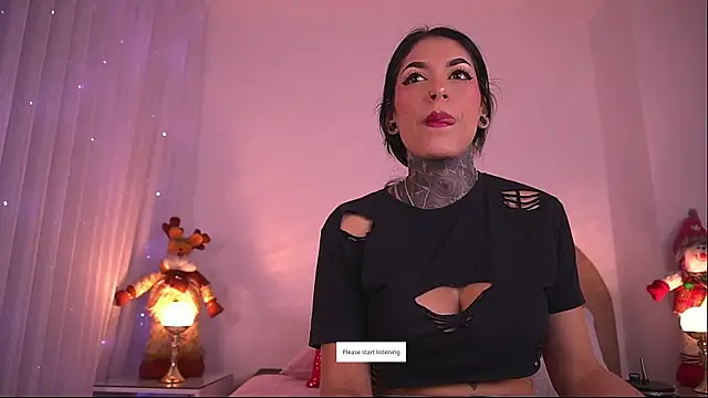 Snapshot of danna_berlin_ chatting on December 4, 2025, 7:24 pm danna berlin online show from December 4, 2025, 7:24 pm