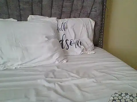 Snapshot of Dizzydose chatting on August 1, 2026, 7:50 am Dizzydose online show from August 1, 2026, 7:50 am
