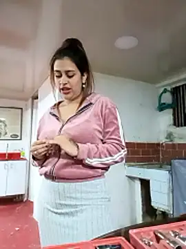 Latina sexy1 online show from November 29, 2025, 2:44 am