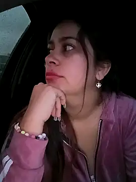 Snapshot of Latina_sexy1 chatting on October 17, 2025, 11:01 am Latina sexy1 online show from October 17, 2025, 11:01 am