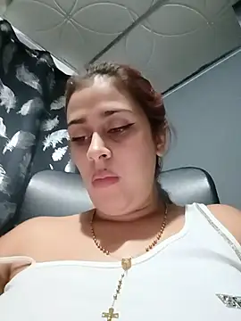 Snapshot of Latina_sexy1 chatting on July 31, 2026, 2:22 am Latina sexy1 online show from July 31, 2026, 2:22 am