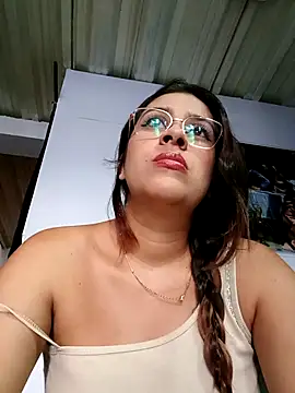 Latina sexy1 online show from February 26, 2026, 12:38 pm