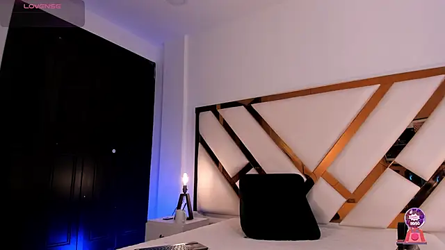 Snapshot of Aron_cruz chatting on March 5, 2026, 1:19 pm Aron cruz online show from March 5, 2026, 1:19 pm