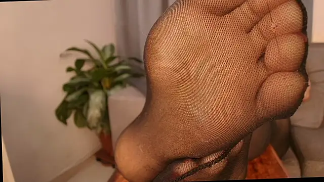 Snapshot of anaisabel_cams chatting on November 4, 2025, 1:04 pm anaisabel cams online show from November 4, 2025, 1:04 pm