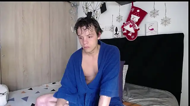 Snapshot of Santiago_kiler chatting on December 3, 2025, 1:32 pm Santiago kiler online show from December 3, 2025, 1:32 pm