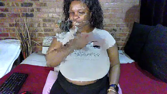 Snapshot of DIRTIENASTY chatting on November 12, 2025, 7:56 am DIRTIENASTY online show from November 12, 2025, 7:56 am