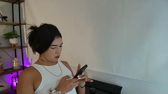 Snapshot of Sassy--Girl chatting on July 11, 2026, 8:31 pm Sassy--Girl online show from July 11, 2026, 8:31 pm