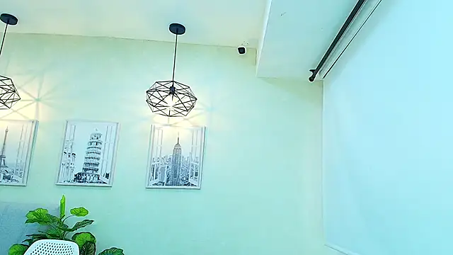 Snapshot of Sassy--Girl chatting on October 21, 2025, 6:40 pm Sassy--Girl online show from October 21, 2025, 6:40 pm