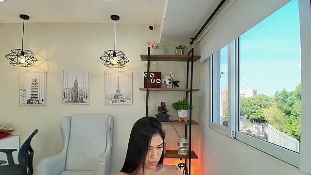 Snapshot of Sassy--Girl chatting on June 26, 2026, 8:47 pm Sassy--Girl online show from June 26, 2026, 8:47 pm