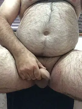 Snapshot of hairysmallcockguy chatting on January 23, 2025, 8:15 am hairysmallcockguy online show from January 23, 2025, 8:15 am