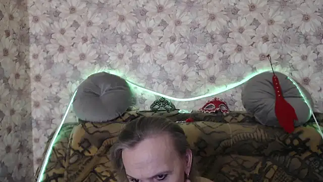 Snapshot of MissBekker chatting on June 24, 2026, 2:59 pm MissBekker online show from June 24, 2026, 2:59 pm