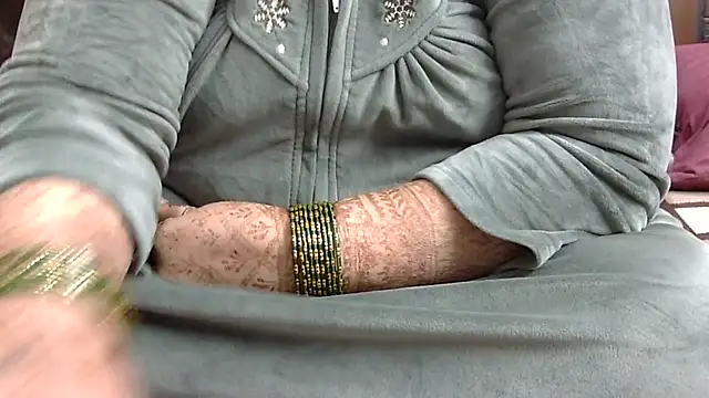 Snapshot of Kavya_XX chatting on November 26, 2025, 1:16 am Kavya XX online show from November 26, 2025, 1:16 am