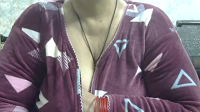 Snapshot of Kavya_XX chatting on October 31, 2025, 7:49 am Kavya XX online show from October 31, 2025, 7:49 am