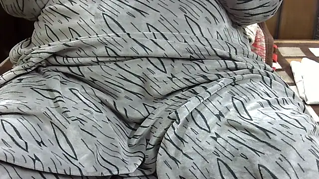 Snapshot of Kavya_XX chatting on December 3, 2025, 5:19 am Kavya XX online show from December 3, 2025, 5:19 am