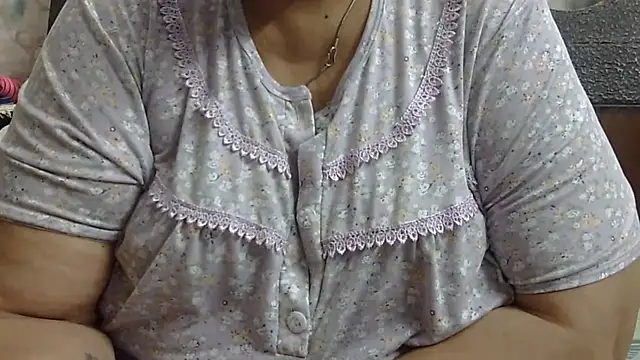 Snapshot of Kavya_XX chatting on June 19, 2026, 7:03 am Kavya XX online show from June 19, 2026, 7:03 am