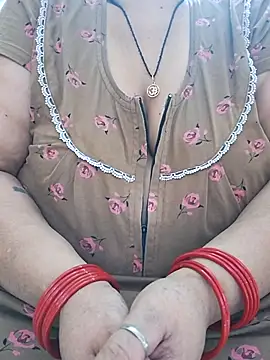 Snapshot of Kavya_XX chatting on October 21, 2025, 10:14 am Kavya XX online show from October 21, 2025, 10:14 am