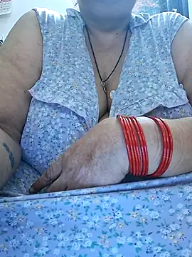 Snapshot of Kavya_XX chatting on October 9, 2025, 12:55 am Kavya XX online show from October 9, 2025, 12:55 am