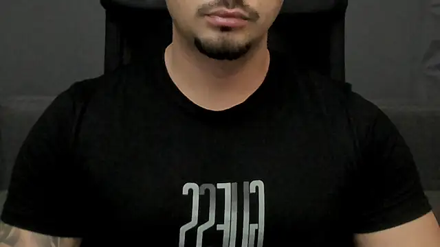 TonyWilcox online show from November 6, 2025, 6:06 am