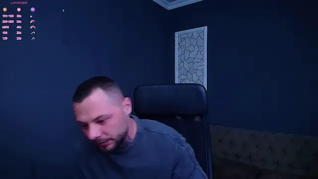 Snapshot of BrianHunts chatting on November 30, 2025, 5:08 am BrianHunts online show from November 30, 2025, 5:08 am