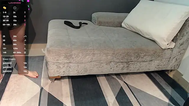 Snapshot of Funny_room chatting on March 9, 2025, 9:57 pm Funny room online show from March 9, 2025, 9:57 pm