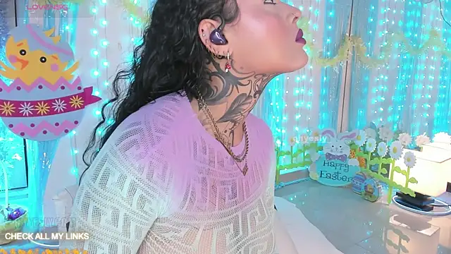 ohyesly  online show from April 1, 2026, 10:38 am