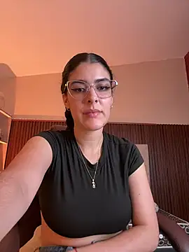  Niah  online show from February 19, 2026, 8:50 pm