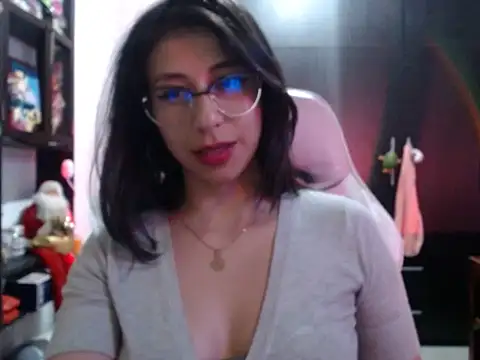 kateeen18 online show from February 6, 2026, 4:52 am