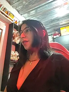 kateeen18 online show from December 15, 2025, 3:01 am