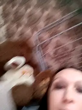 LeilaSaint online show from May 17, 2026, 8:14 am